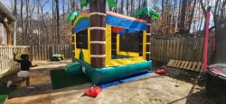 20260301 141425 1777694492 4 Tropical Bounce House